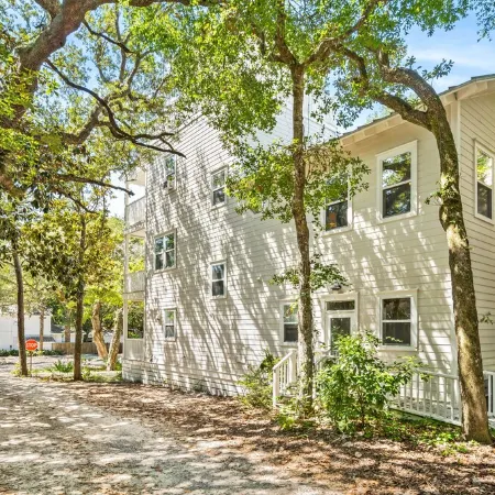 Sleeps 15 Heated Pool Walk to Seaside Roof Top 1 block to Beach + Chairs & Bikes