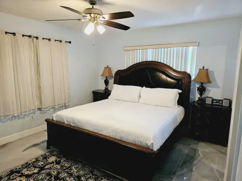 Cozy Duplex overlooking the water walk distance to the beach