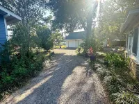 Central Location  Beach Access BBQ  Patio Cottage Hotels in Long Beach