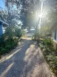 Central Location  Beach Access BBQ  Patio Cottage