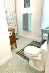 A Haven of Rest in Stately Historic Home Cozy 2nd floor Suite.