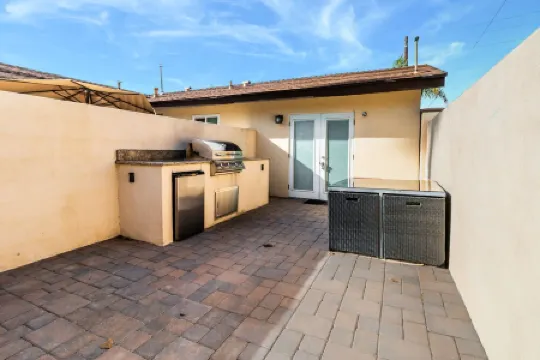 Newly Remodeled House Less than a Mile From the Beach