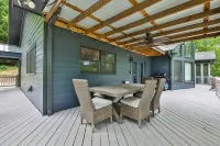 4.9-Star Rated, Stunning 3600 SF House on Golf Course