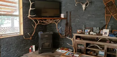 Remote Peaceful Cabin,  Great Wildlife Viewing, Hunting and Fishing Close by