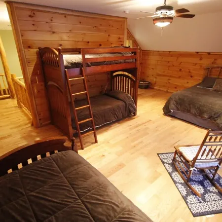 The Perfect Place to Stay in the Adirondacks Отели в г. Джонсберг