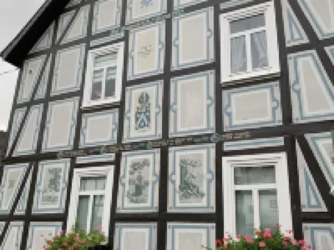 Fachwerkhäuschen mit Charme und Charakter 艾希斯費爾德山酒店