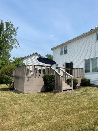 Modern, Spacious, & Convenient 4 BR/3.5 BA Home minutes from golf & shopping