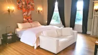 Architect's 3 Story Brownstone 4B4B Loring Heights