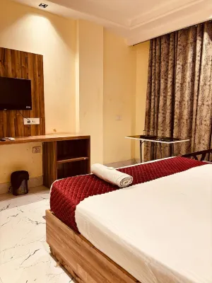 Hotel Gold Stays Near Delhi Airport