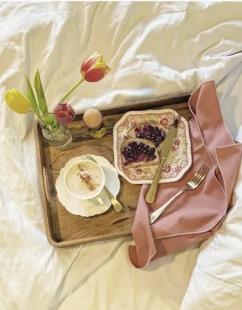 Mansion-on-the-hill elegance close to all the Hudson Valley has to offer. Отели в г. Кингстон