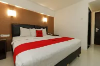 Collection O Losari Near Pantai Losari Formerly Hotel Grand Populer Các khách sạn ở Wajo