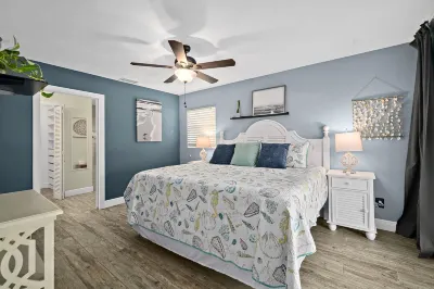 Mermaid Bay- Pool Home steps from beach- sleeps 10