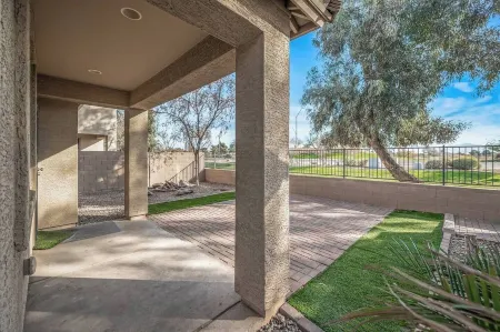 Entire Home 3 Bedroom 2.5 Bathroom in Avondale Arizona Отели в г. Авондейл