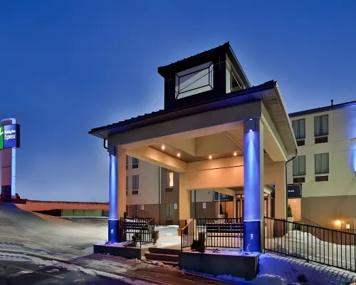 Holiday Inn Express OSAGE BCH - LAKE OF THE OZARKS by IHG Hotels in Pawhuska Township