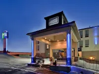 Holiday Inn Express Osage Bch - Lake of the Ozarks Hôtels à : Pawhuska Township