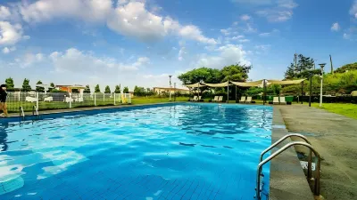 Pohang White 7 Dog Pool Villa