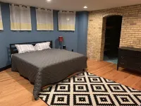 9 Bedroom Historic Summit Mansion With Pool And Hot Tub