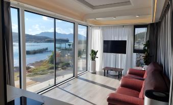 Namhae Sea Sky Caraville (Ocean View)