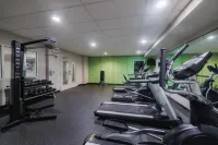 La Quinta Inn by Wyndham Fort Collins - gimnasio