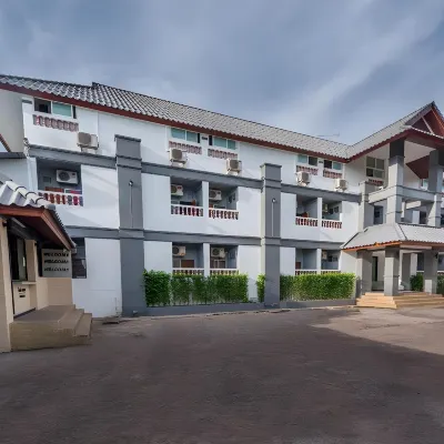 烏汶未來廣場公館 鄰近Wat Thung Sri Muang的酒店