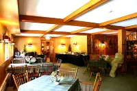 Northern Lights Lodge - breakfast