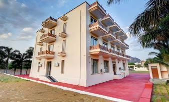 Treebo Premium Royal Amar with Mountain View, 2 Km from Pushkar Lake