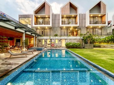 Facade Hotel by Azana