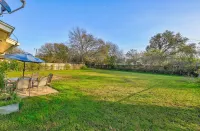 Cozy, modern farm style home ~ great central location!
