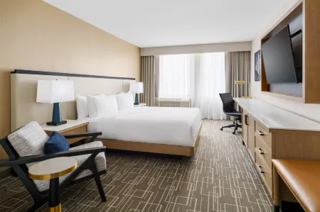 DoubleTree by Hilton Charlotte City Center