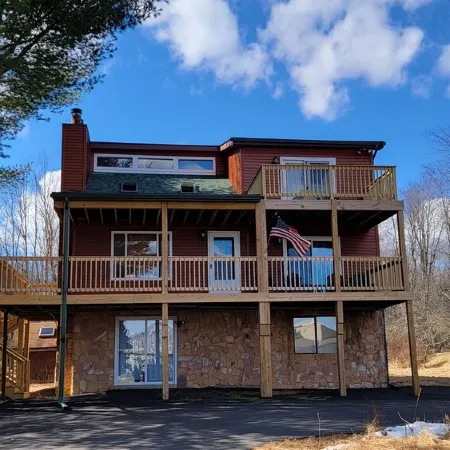 Across the street from lake, pool and clubhouse, great for kids, wolf themed!
