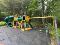 5 BR Luxury Escape with Hot Tub, Home Theater, Arcade, Min from Lake & Slopes