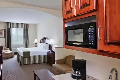 Holiday Inn Express & Suites Woodward Hwy 270 Hotels in Woodward