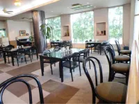Business Hotel Strom - 2 tähden