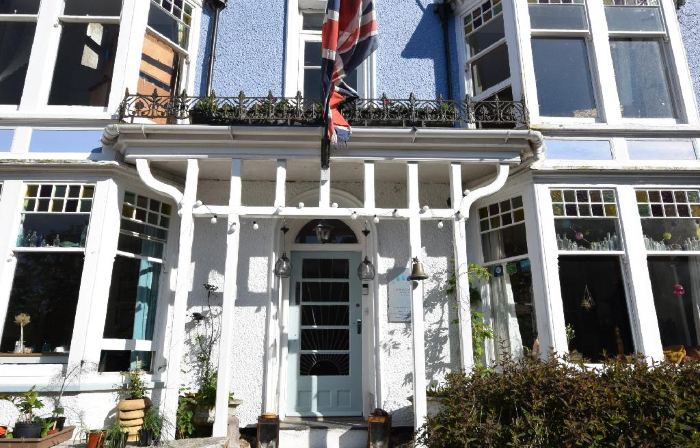 Newberry Beach Lodge