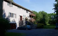 Beautiful Saugerties Rental, close to HITS, Hiking, Festivals, Skiing