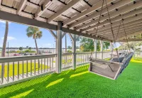 The Real McCoy: Historical Charm w/Pool, Views