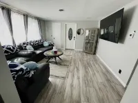 Charming 2-bedroom apartment in lovely Orchard Park Hotel di Orchard Park