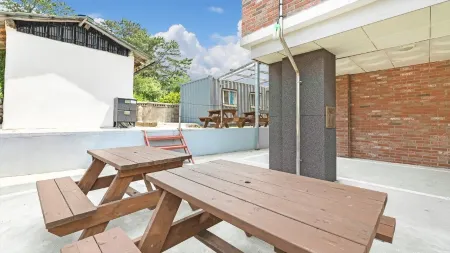 Samcheok K Beach Pension Отели рядом с достопримечательностью «Jangho Port»