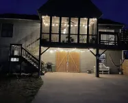 Pet Friendly 5-bedroom cottage just a 16-minute walk to Outer Banks Beaches