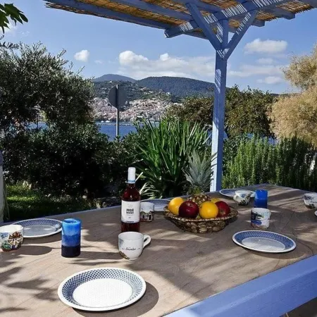 Karavos Sea View Apartments