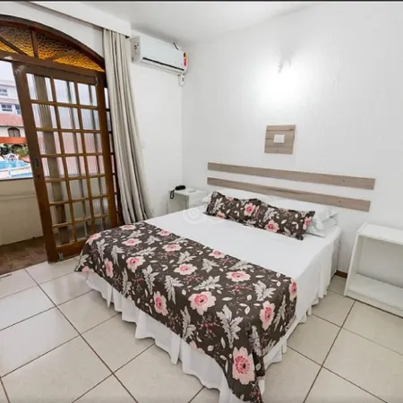 Morro Das Pedras Clube Hotel Отели рядом с достопримечательностью «Пляж Лагоинья-ду-Лесте»