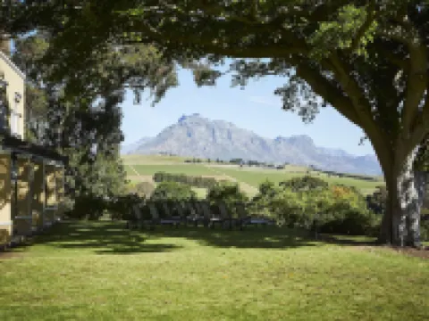 The Devon Valley Hotel โรงแรมในสเตลเลนบอสช์