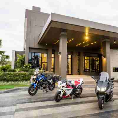The Crystal Hotel Buriram - Formerly X2 Vibe Buriram Hotel Exterior