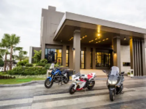 เดอะ คริสตัล โฮเทล บุรีรัมย์ โรงแรมในบุรีรัมย์