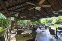 Pumilio Mountain & Ocean Hotel - breakfast