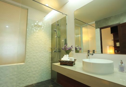 나이트 바자 지도