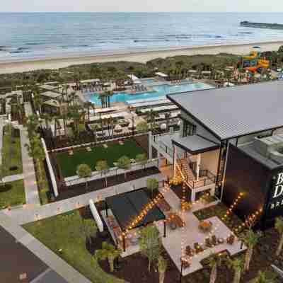 Embassy Suites by Hilton Myrtle Beach Oceanfront Resort Hotel Exterior