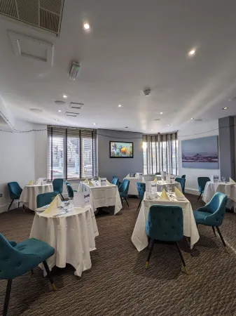 Plough Hotel Отели рядом с достопримечательностью «Университет Нортгемптон»