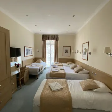 Belvedere Hotel Hotels near Paddington Station