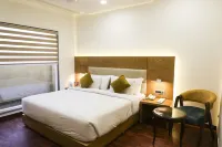 The Moziac Hotel